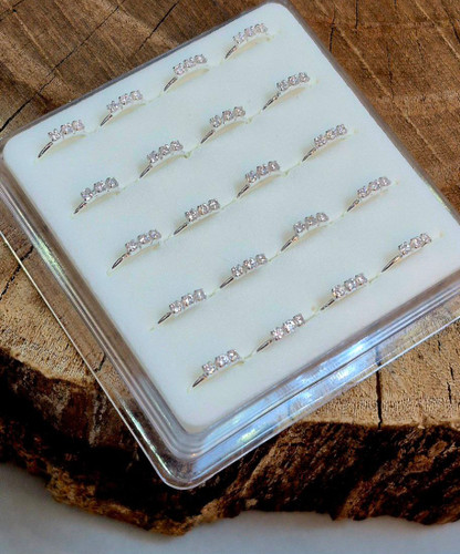 پیرسینگ بینی نگین دار میخ نقره